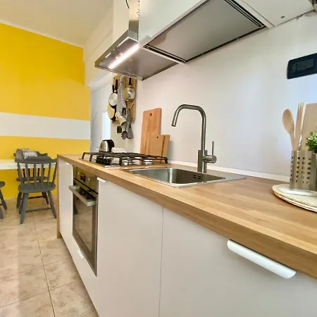 Апартаменты Casaviva - Lovely Trilo With Patio In Рапалло