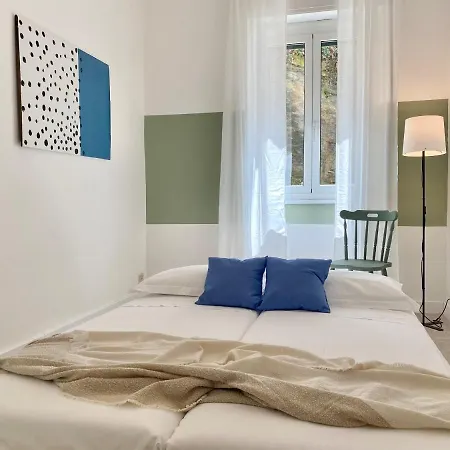 Casaviva - Lovely Trilo With Patio In Lejlighed *